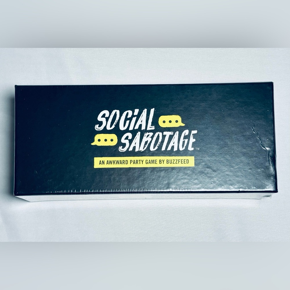 Social Sabotage Card / Drinking Game by Buzzfeed 17+ Brand New Sealed